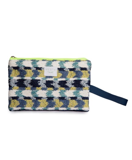 Cartera de mano elegante en tejido exclusivo. Color azul. Cremallera fluor. Calidad premium. Estilo y toque único