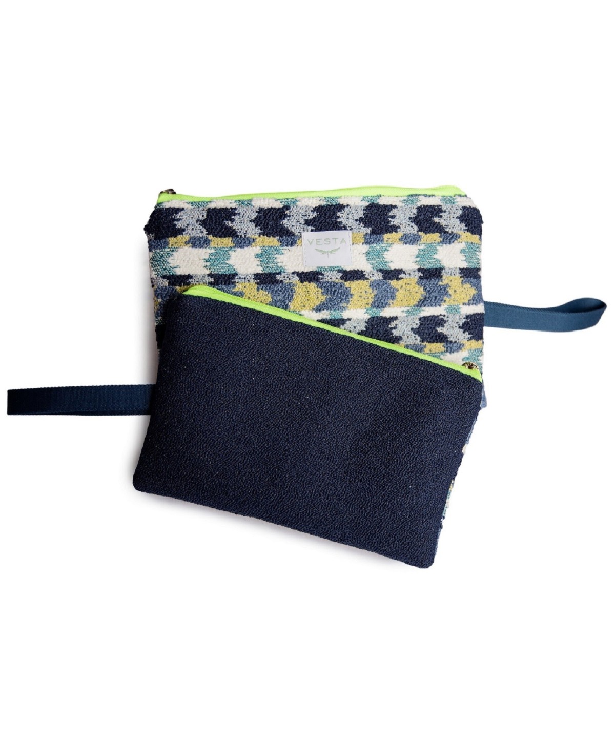 Cartera de mano elegante en tejido exclusivo. Color azul. Cremallera fluor. Calidad premium. Estilo y toque único